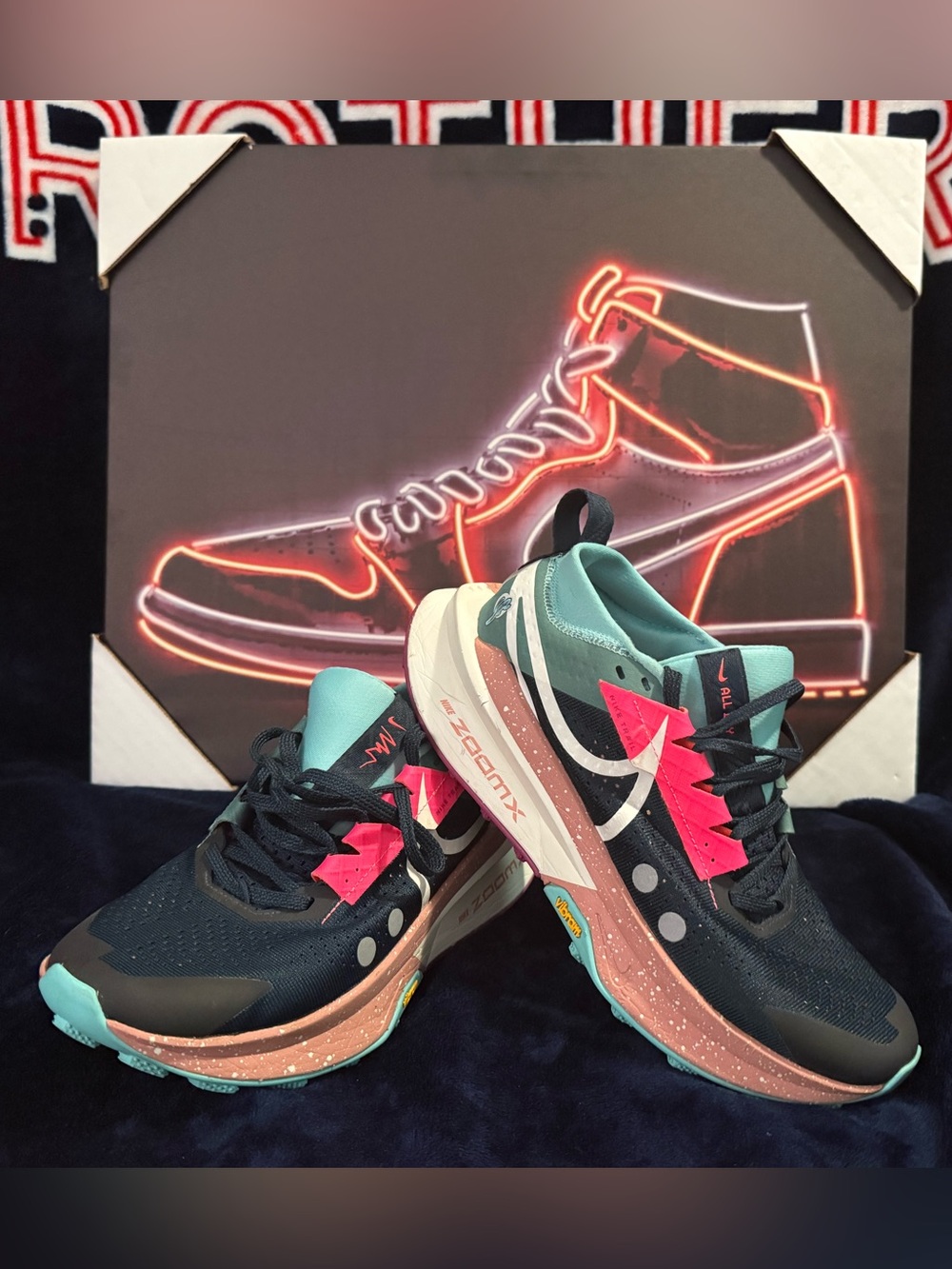 Nike ZoomX Womenโs Running Shoes - Black Teal Pink Size 9